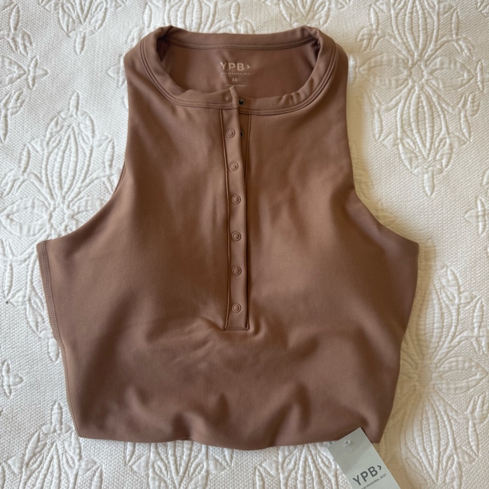 YPB sculptLUX Plunge Henley
Slim Tank in Willow